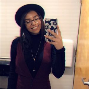 Meet your Posher, Jazmin